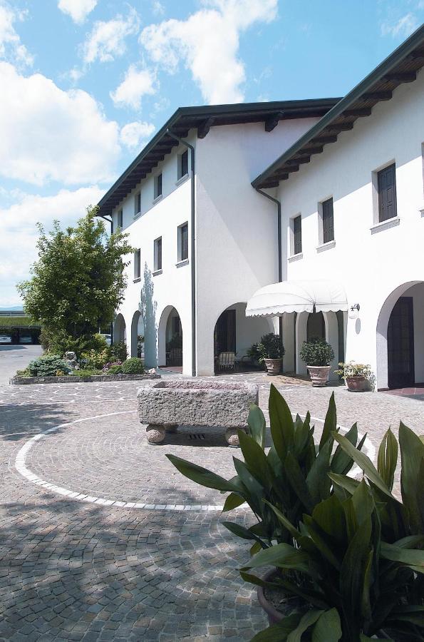 Hotel Prata Verde Prata Di Pordenone Exteriör bild