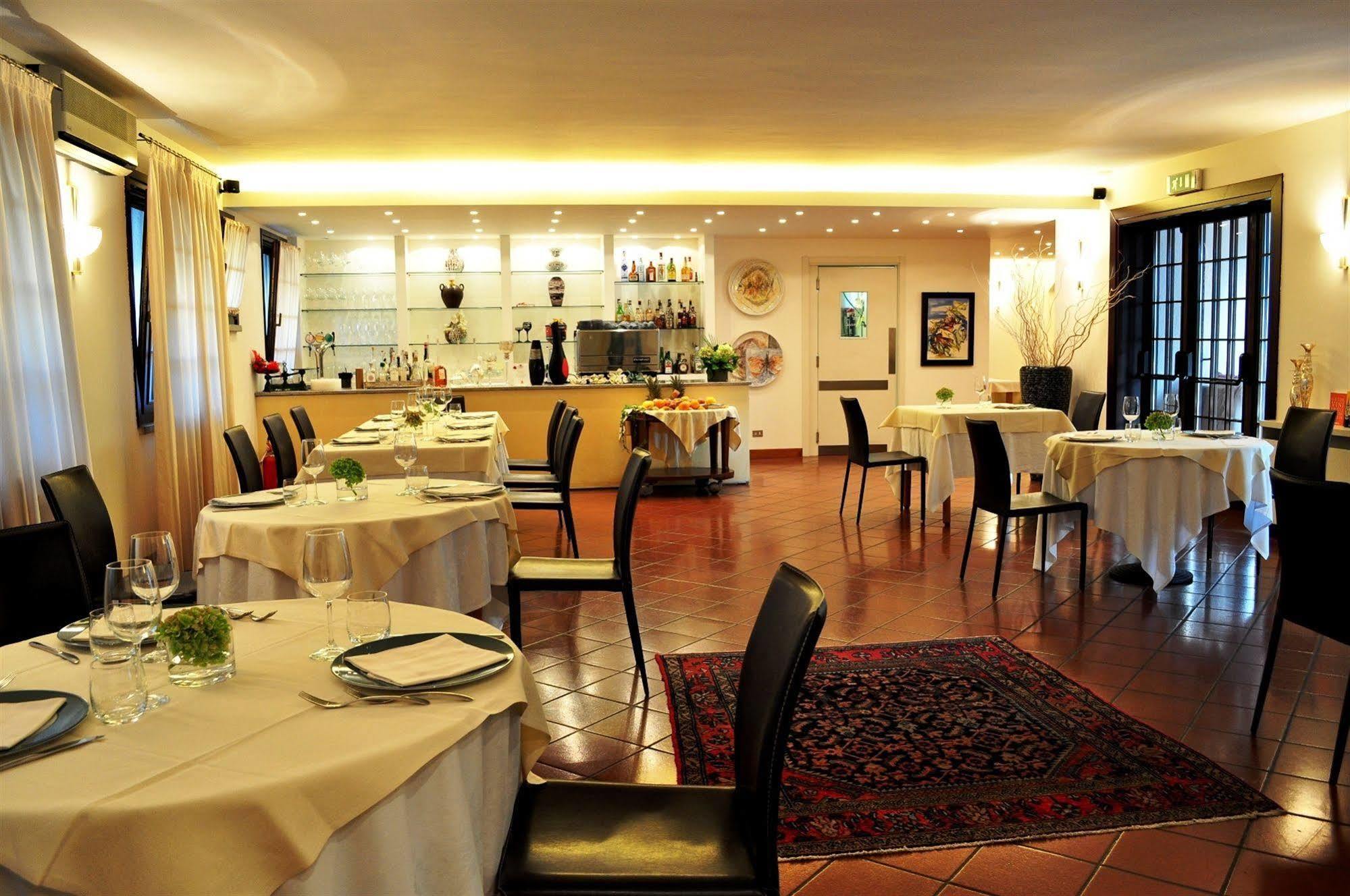 Hotel Prata Verde Prata Di Pordenone Exteriör bild